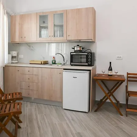 Experience Dreamy Santorini Gorgeous Studio Апартаменты