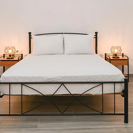 Experience Dreamy Santorini Gorgeous Studio Перисса