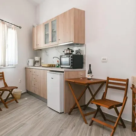 Experience Dreamy Santorini Gorgeous Studio Апартаменты